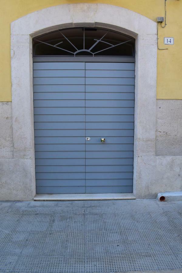 Oroverde B&B Trani Exterior photo